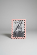 Wavy Statement Photo Frame M – Pink