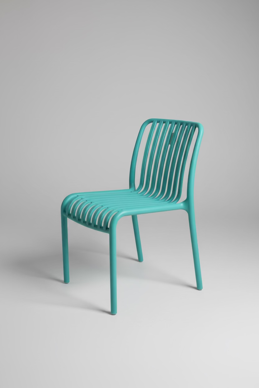 Designstuhl „Garbo“ – Aqua Blue
