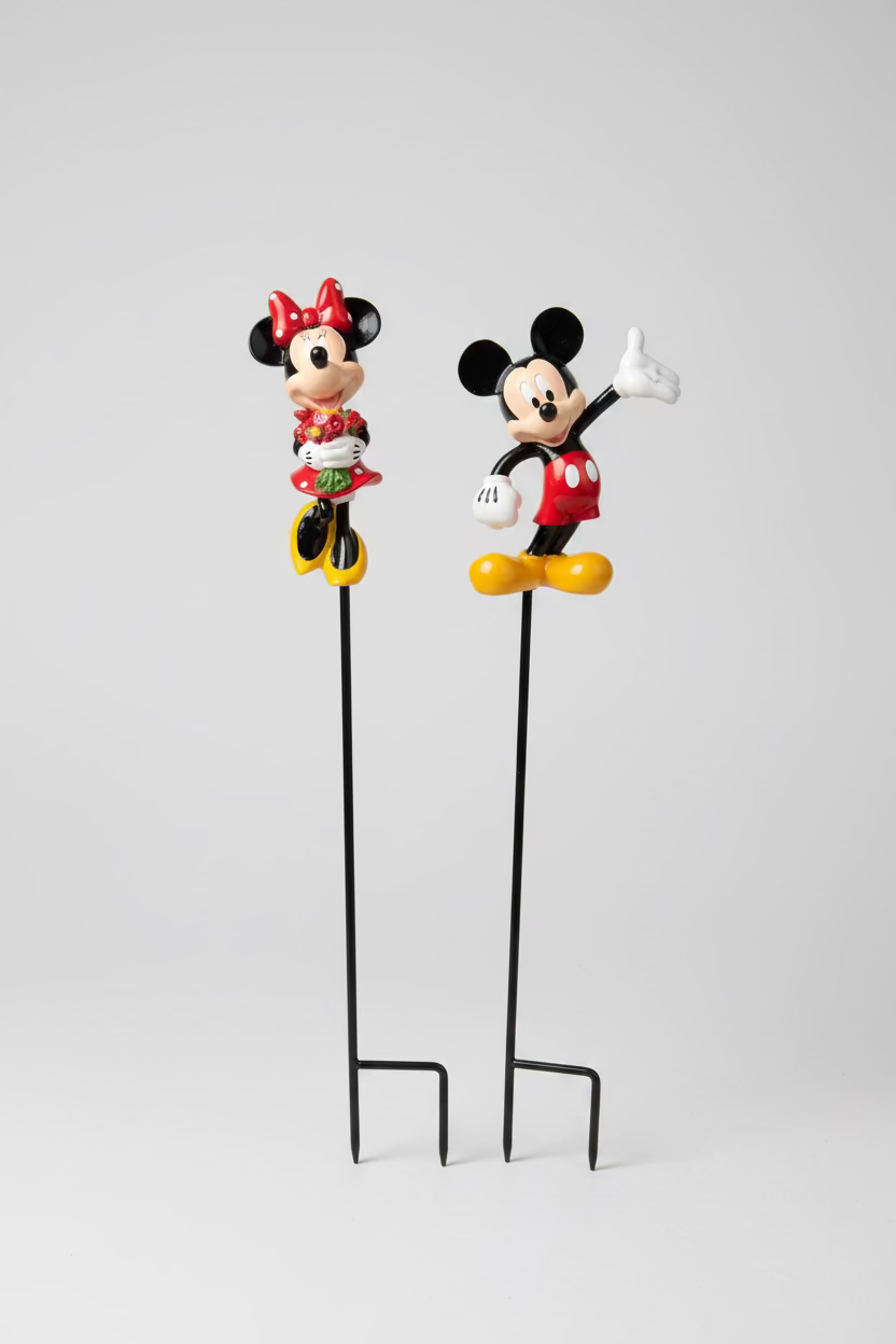 Disney Minnie Mouse Garden Stake with Flowers – Disney Home Garden Decoration
