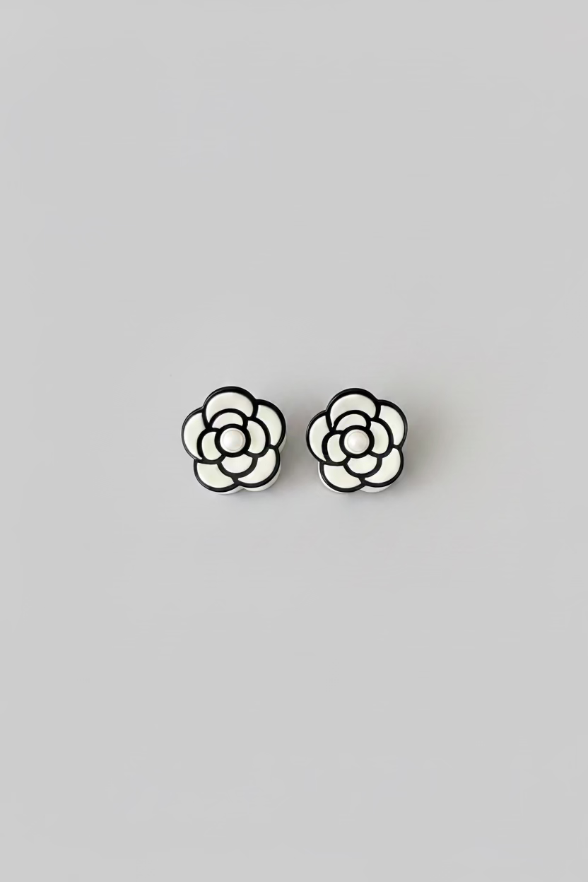 LIET & JOLIET Mini Hair Clips Monochrome Flower – Set of 2 Black & White