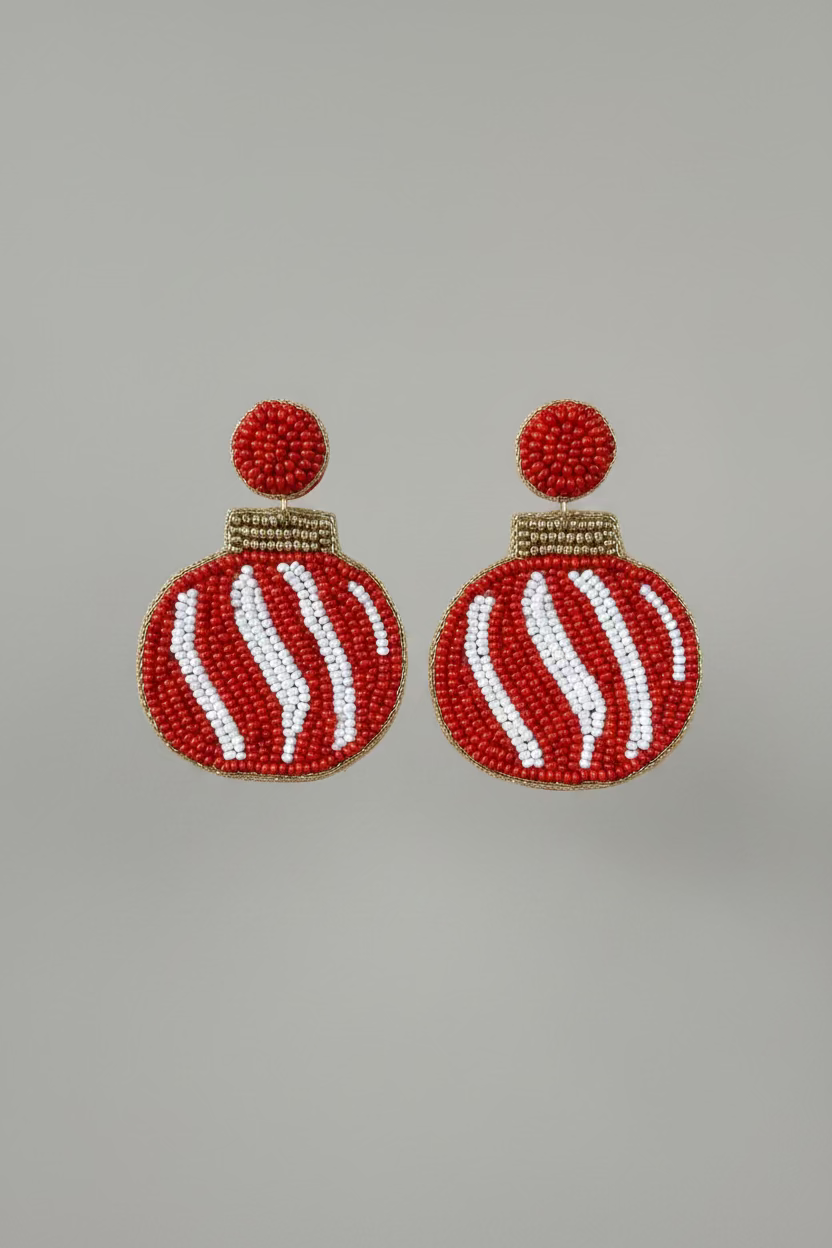 BIBA Statement-Ohrringe Christmas Ornament – Rot/Weiß