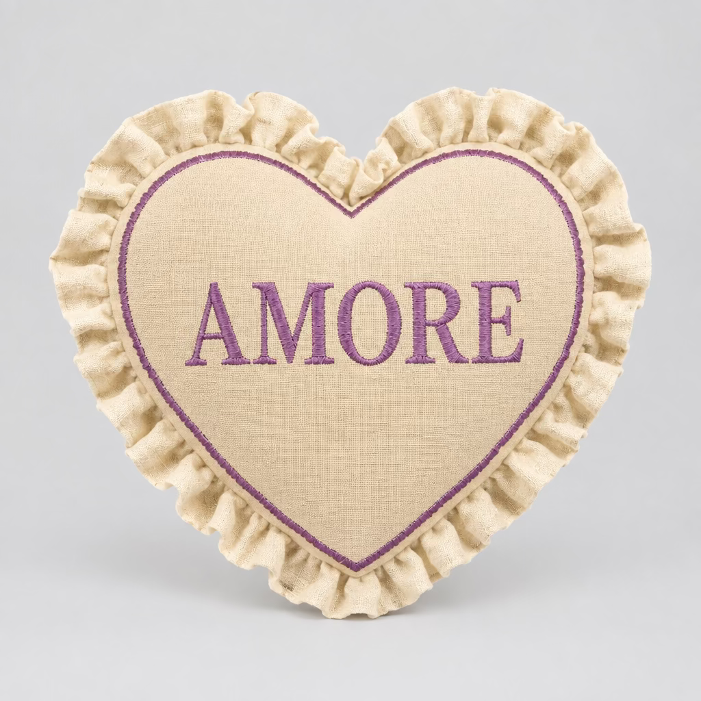 Herzkissen „AMORE“ – Beige